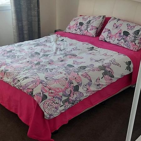 Cascabelbnb Private 2Br Apartment Noarlunga Bagian luar foto